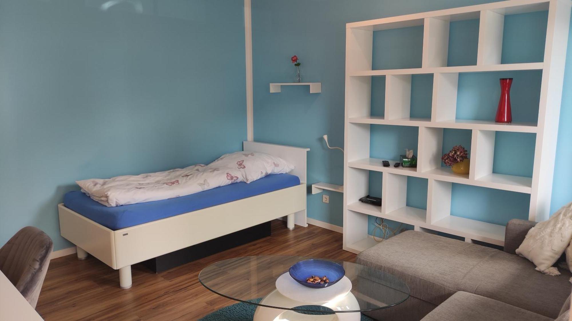Apartment Stadtnah Und Zentral In Mit Parkplatz, Aufzug Und Balkon Oldenburg