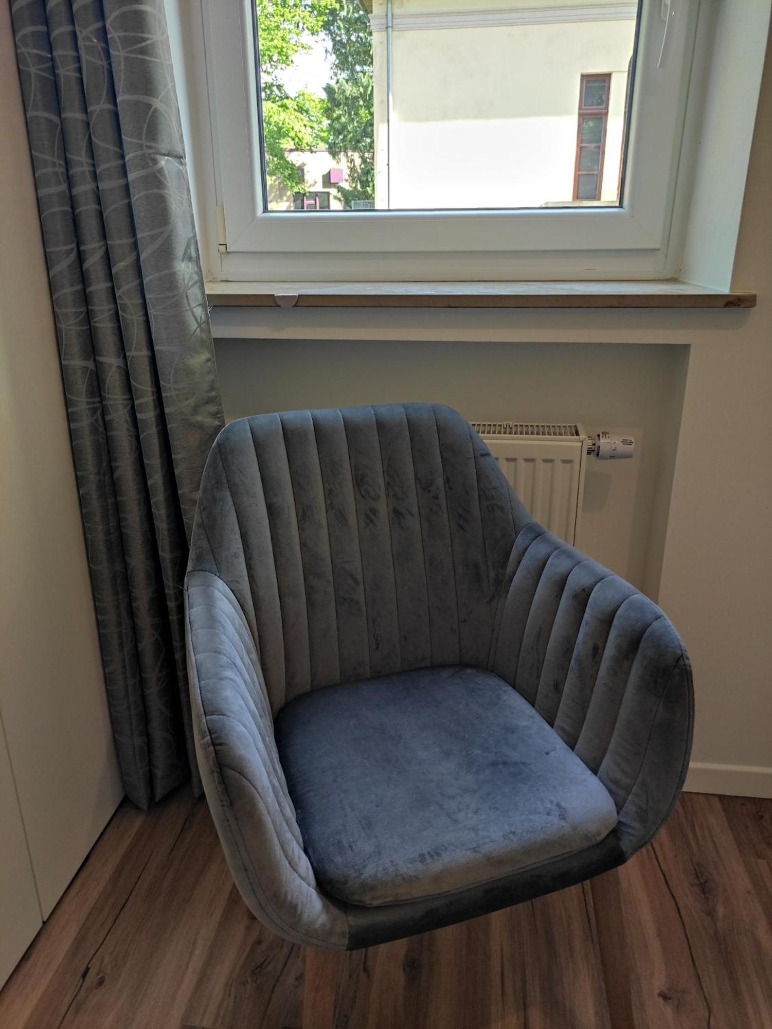 Stadtnah Und Zentral In Mit Parkplatz, Aufzug Und Balkon Oldenburg