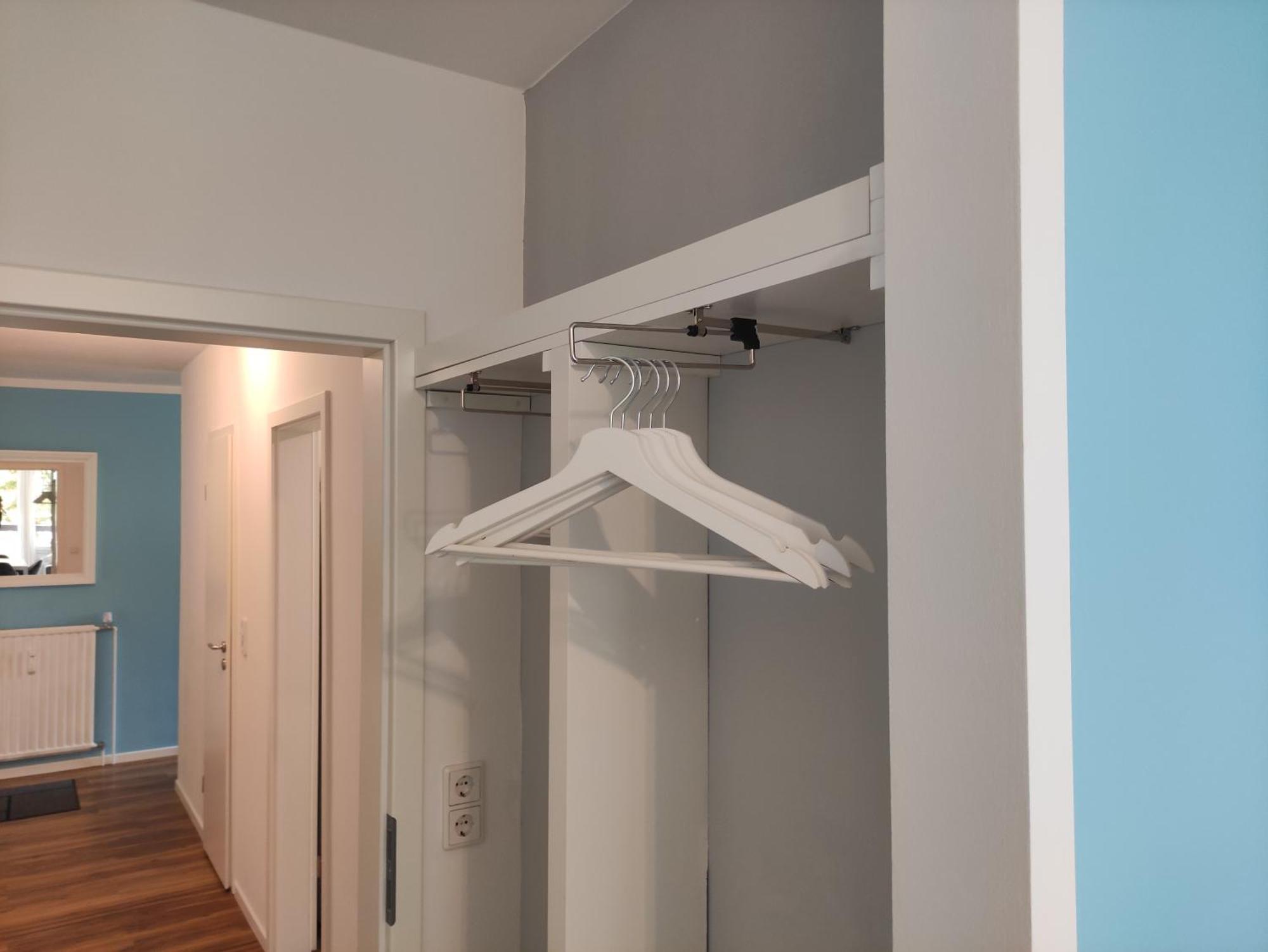 Stadtnah Und Zentral In Mit Parkplatz, Aufzug Und Balkon *