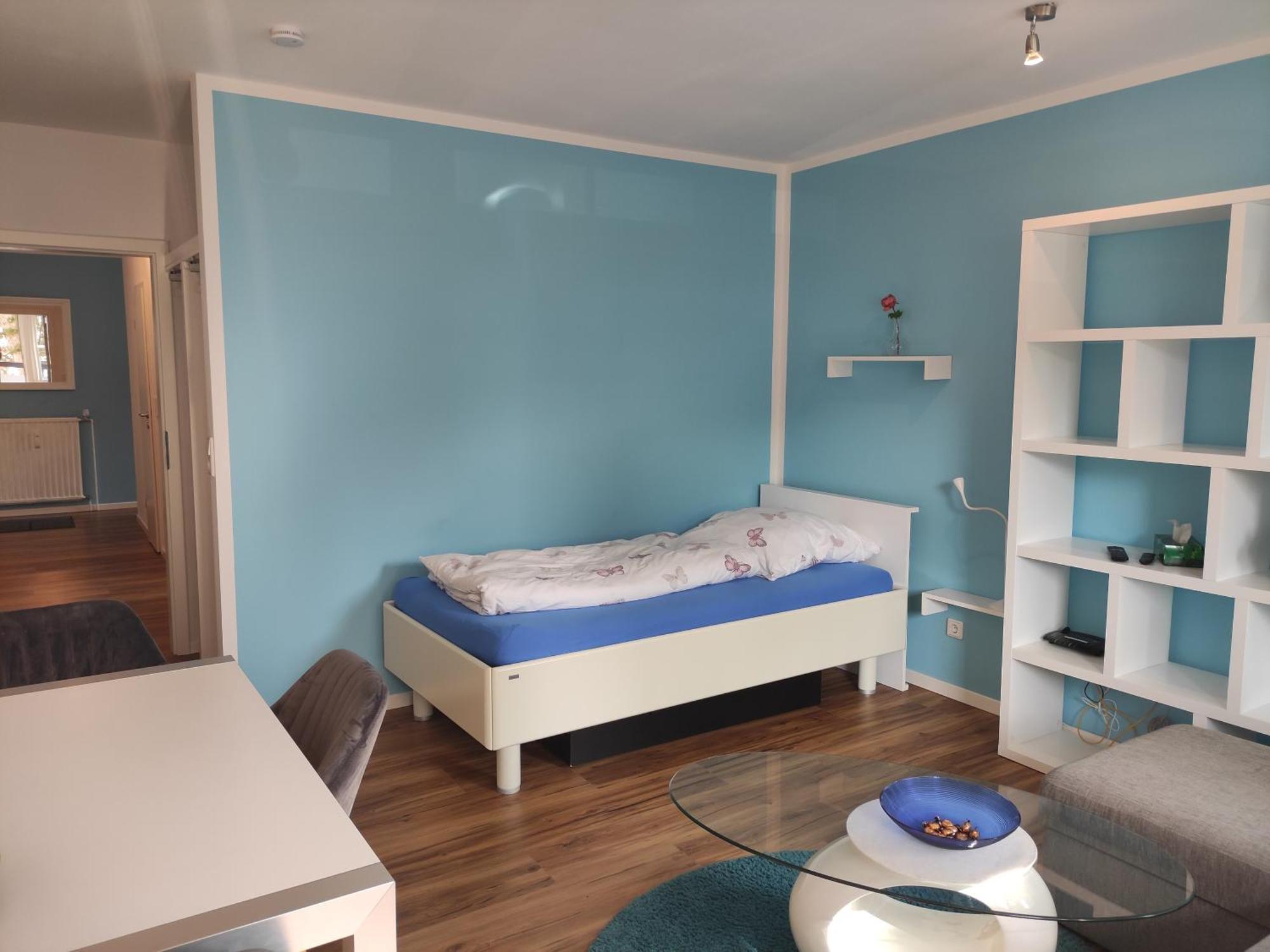 Stadtnah Und Zentral In Mit Parkplatz, Aufzug Und Balkon Apartment Oldenburg